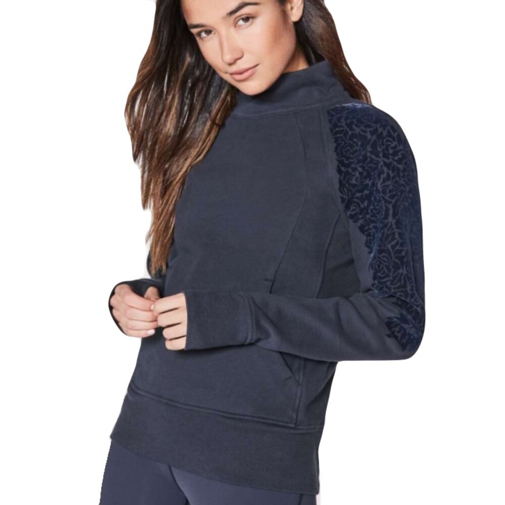 NWOT LULULEMON Sweatshirt 8 Black Pull-Over Floral Velour Velvet Print Thumbhole
